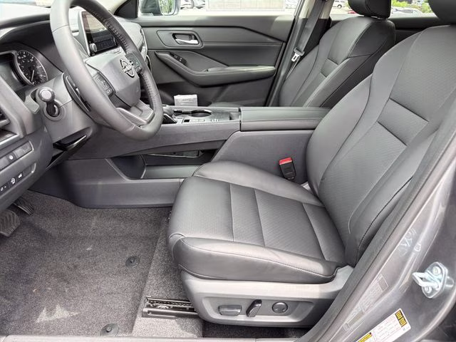 2026 Gun Metallic Nissan Rogue Dark Armor FWD SUV