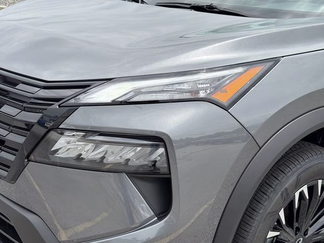 2026 Gun Metallic Nissan Rogue Dark Armor FWD SUV