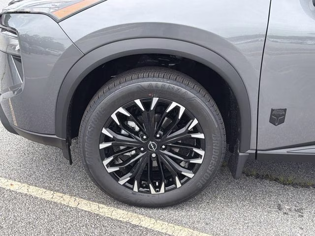 2026 Gun Metallic Nissan Rogue Dark Armor FWD SUV
