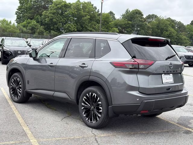 2026 Gun Metallic Nissan Rogue Dark Armor FWD SUV