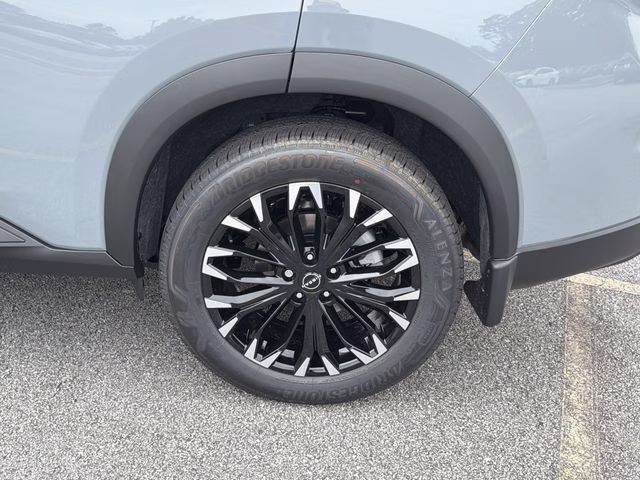 2026 Boulder Gray Pearl Nissan Rogue Dark Armor AWD SUV