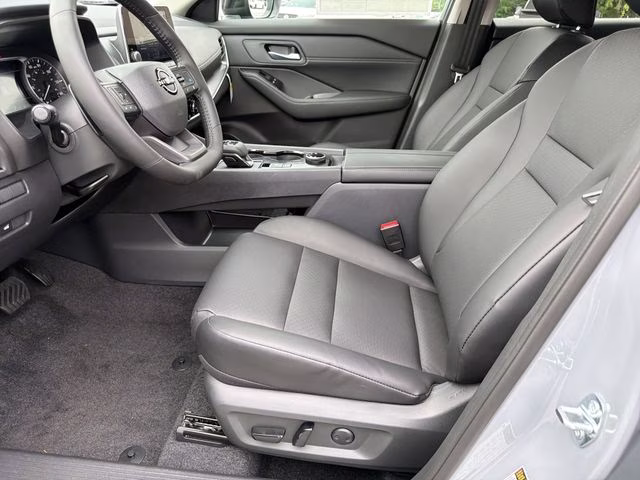 2026 Boulder Gray Pearl Nissan Rogue Dark Armor AWD SUV