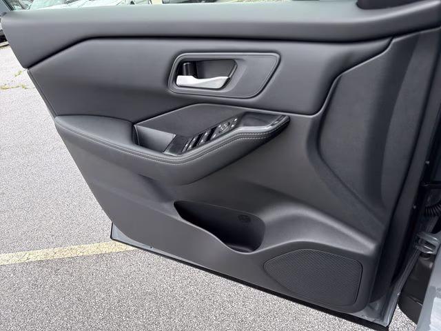 2026 Boulder Gray Pearl Nissan Rogue SV FWD SUV