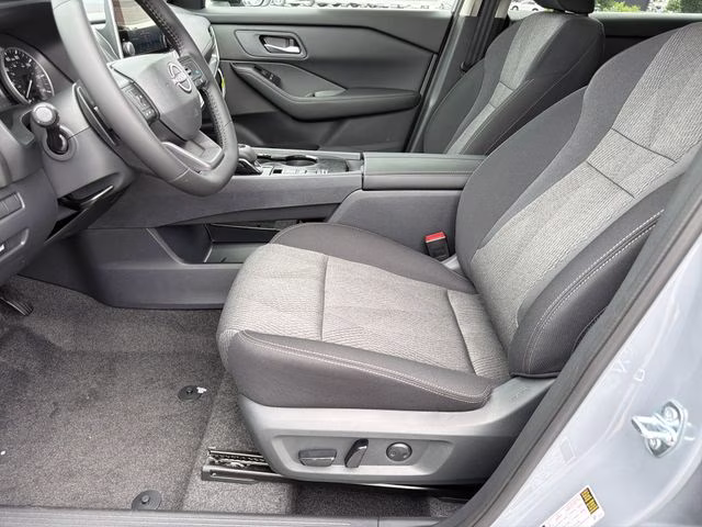 2026 Boulder Gray Pearl Nissan Rogue SV FWD SUV
