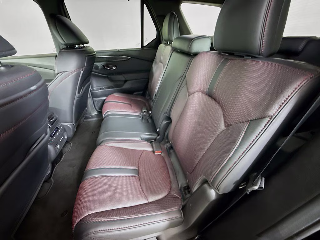 2025 Crystal Black Pearl Honda Pilot Black Edition AWD SUV