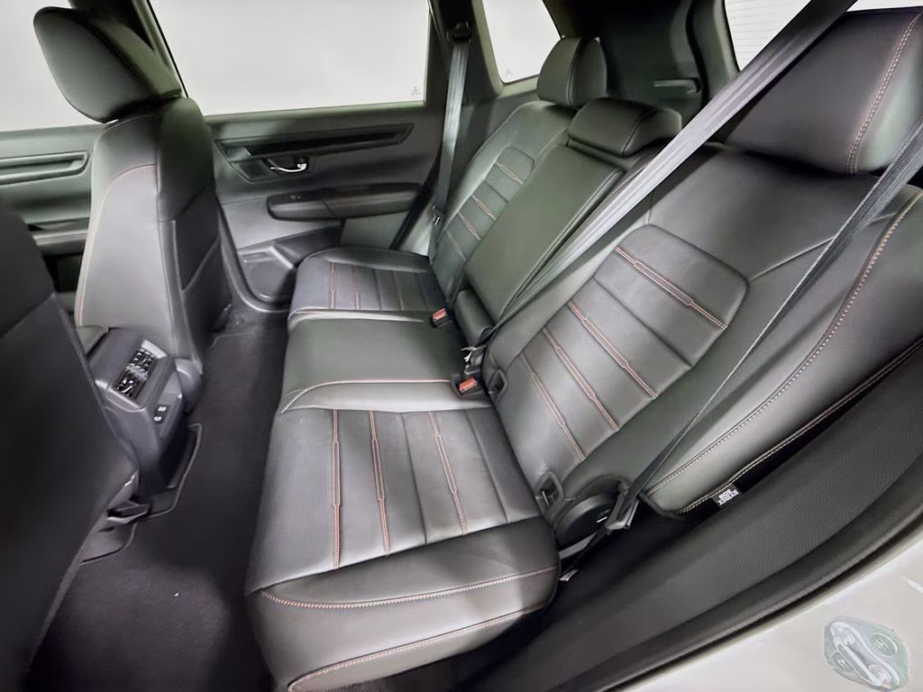 2026 Platinum White Pearl Honda CR-V Hybrid Sport-L FWD SUV