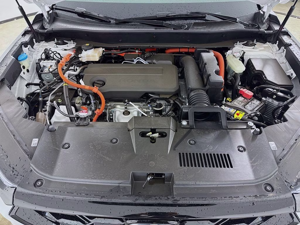 2026 Platinum White Pearl Honda CR-V Hybrid Sport-L FWD SUV