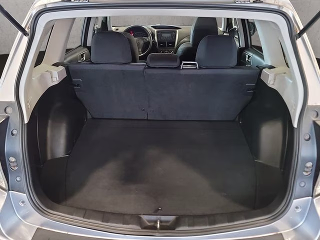 2012 Ice Silver Metallic Subaru Forester 2.5X AWD SUV