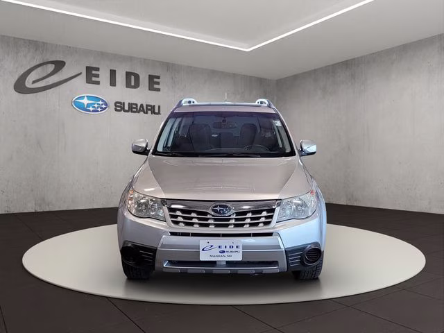 2012 Ice Silver Metallic Subaru Forester 2.5X AWD SUV