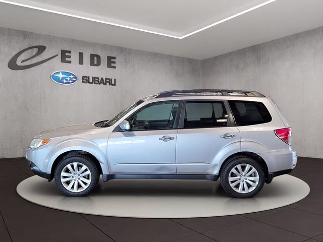 2012 Ice Silver Metallic Subaru Forester 2.5X AWD SUV