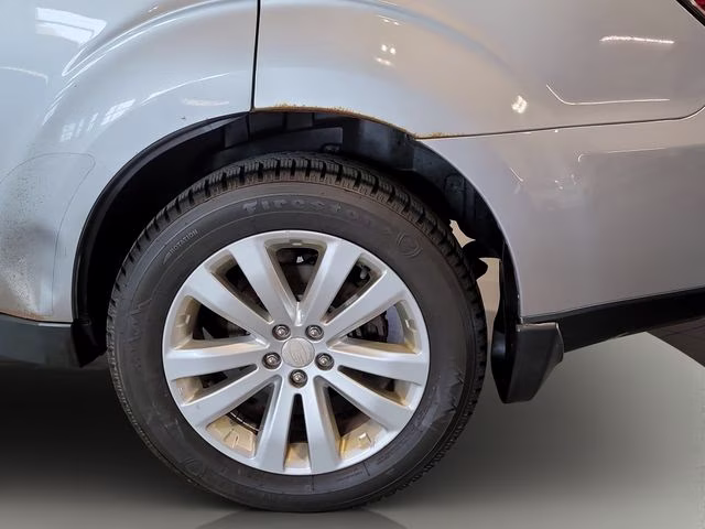 2012 Ice Silver Metallic Subaru Forester 2.5X AWD SUV