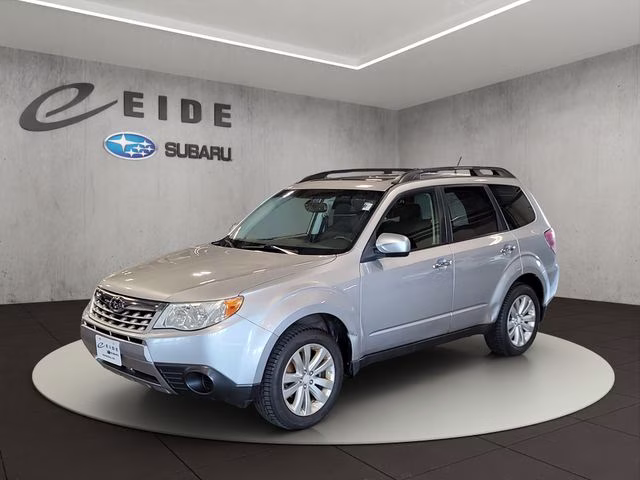2012 Ice Silver Metallic Subaru Forester 2.5X AWD SUV