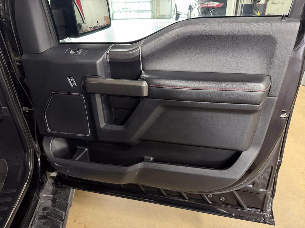 2020 Agate Black Metallic Ford F-150 Lariat FX4 Special Edition w/Tech / Tow & Twin Pan 4X4 Truck