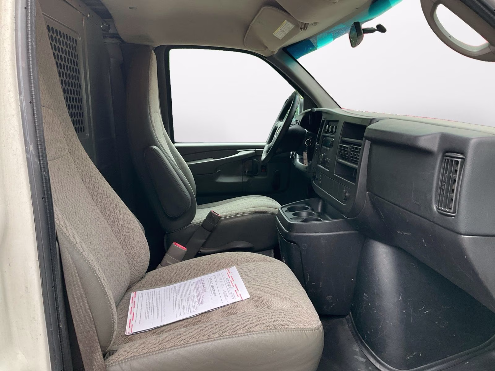 2013 Summit White Chevrolet Express 3500 Work Van RWD Van