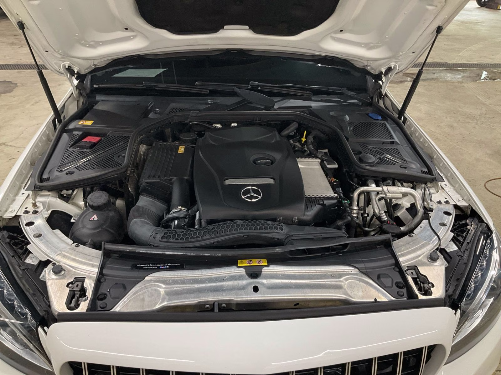 2015 White Mercedes-Benz C-Class C 300 AWD Sedan