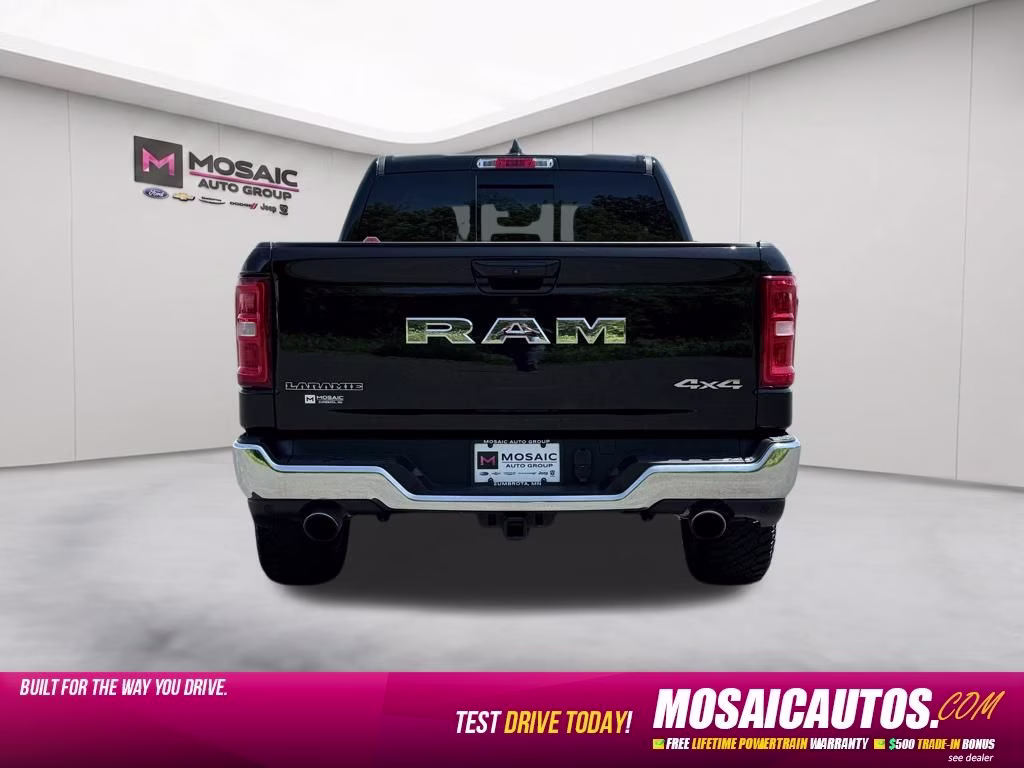 2025 Diamond Black Crystal Pearlcoat Ram 1500 Laramie 4X4 Truck