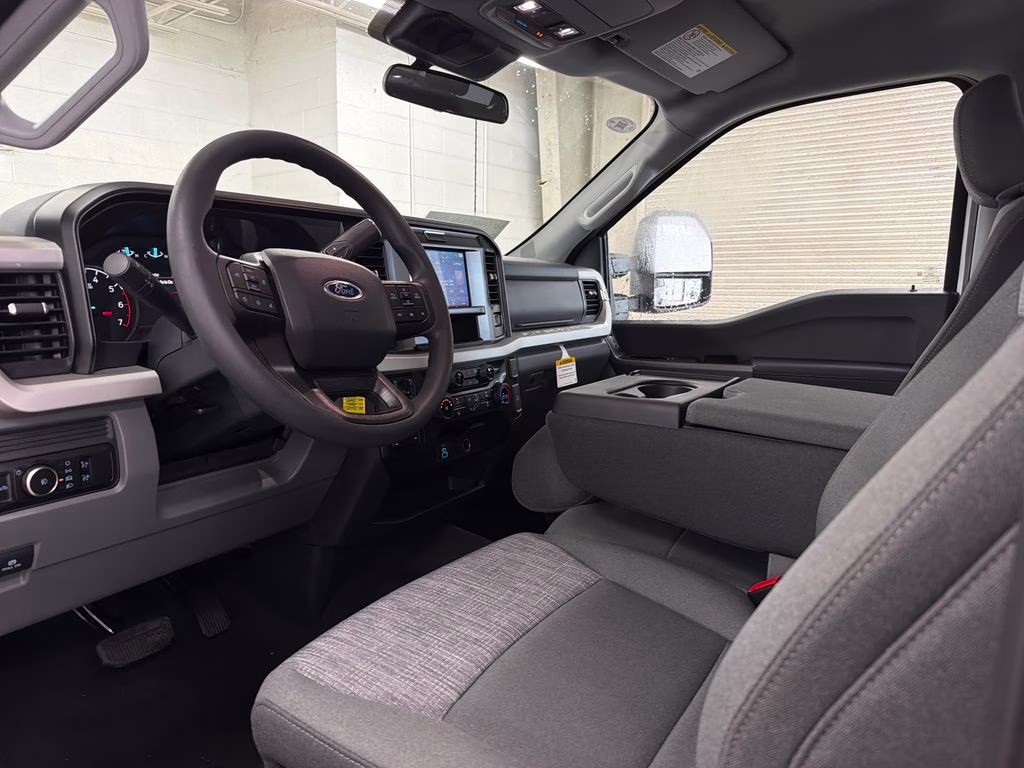 2026 OXFORD WHITE Ford Super Duty F-250 SRW XLT 4X4 Truck