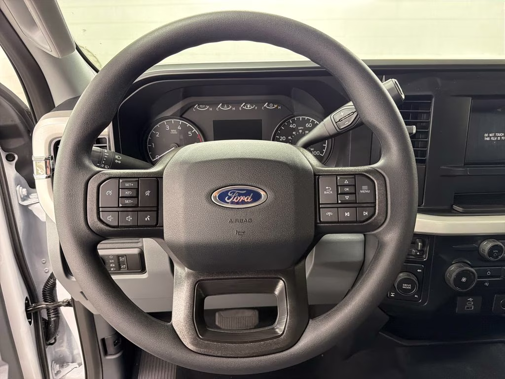 2026 OXFORD WHITE Ford Super Duty F-250 SRW XLT 4X4 Truck