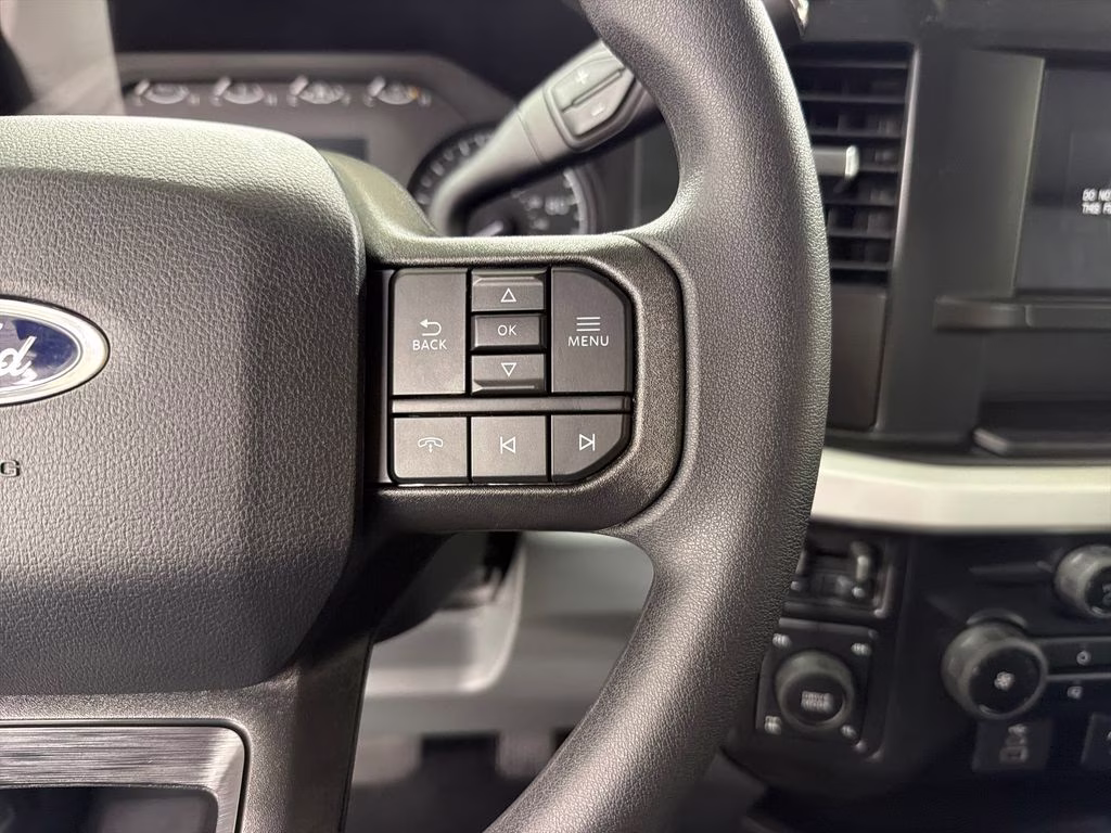 2026 OXFORD WHITE Ford Super Duty F-250 SRW XLT 4X4 Truck