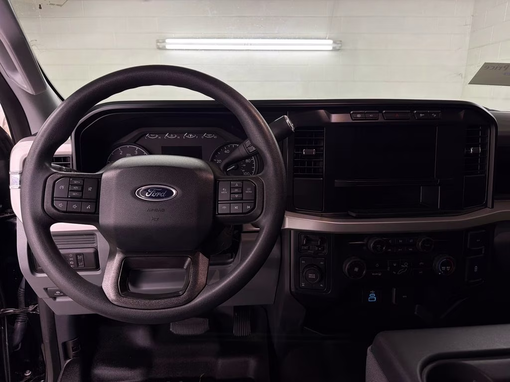 2024 Agate Black Metallic Ford Super Duty F-250 SRW XL 4X4 Truck