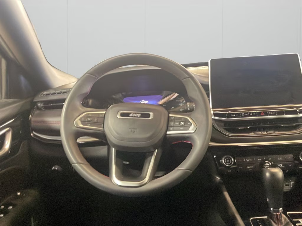 2025 Bright White Clearcoat Jeep Compass Trailhawk 4X4 SUV