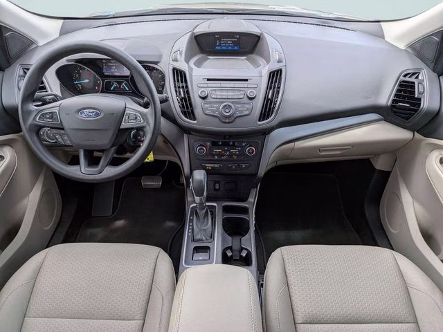 2018 White Gold Metallic Ford Escape SE 4X4 SUV