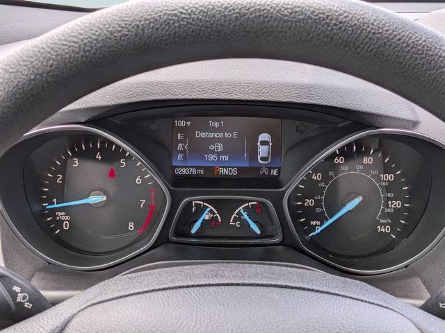 2018 White Gold Metallic Ford Escape SE 4X4 SUV