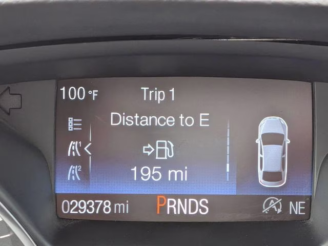 2018 White Gold Metallic Ford Escape SE 4X4 SUV
