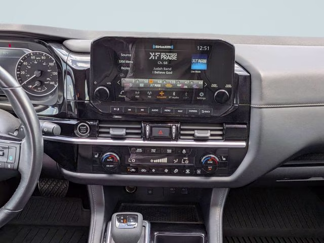 2023 Super Black Nissan Pathfinder SL 4X4 SUV
