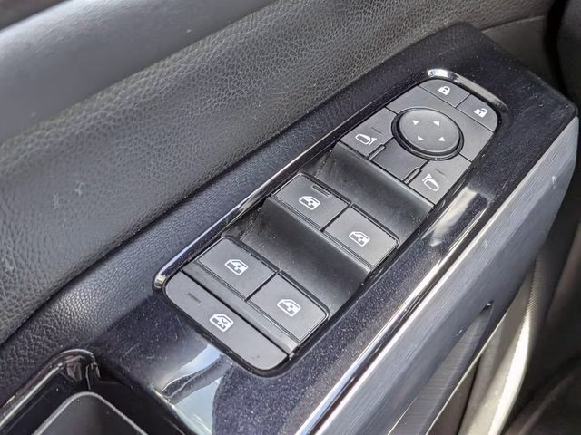 2023 Super Black Nissan Pathfinder SL 4X4 SUV