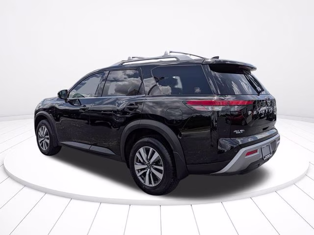 2023 Super Black Nissan Pathfinder SL 4X4 SUV