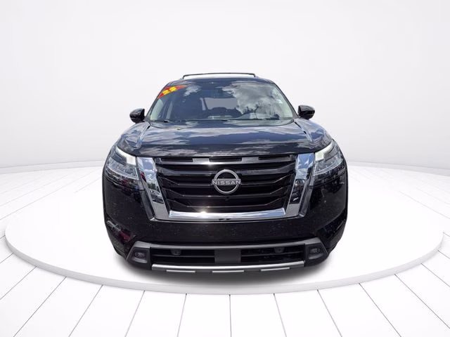 2023 Super Black Nissan Pathfinder SL 4X4 SUV