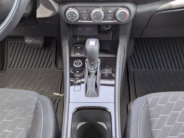 2024 Aspen White Tricoat Nissan Kicks SV FWD SUV