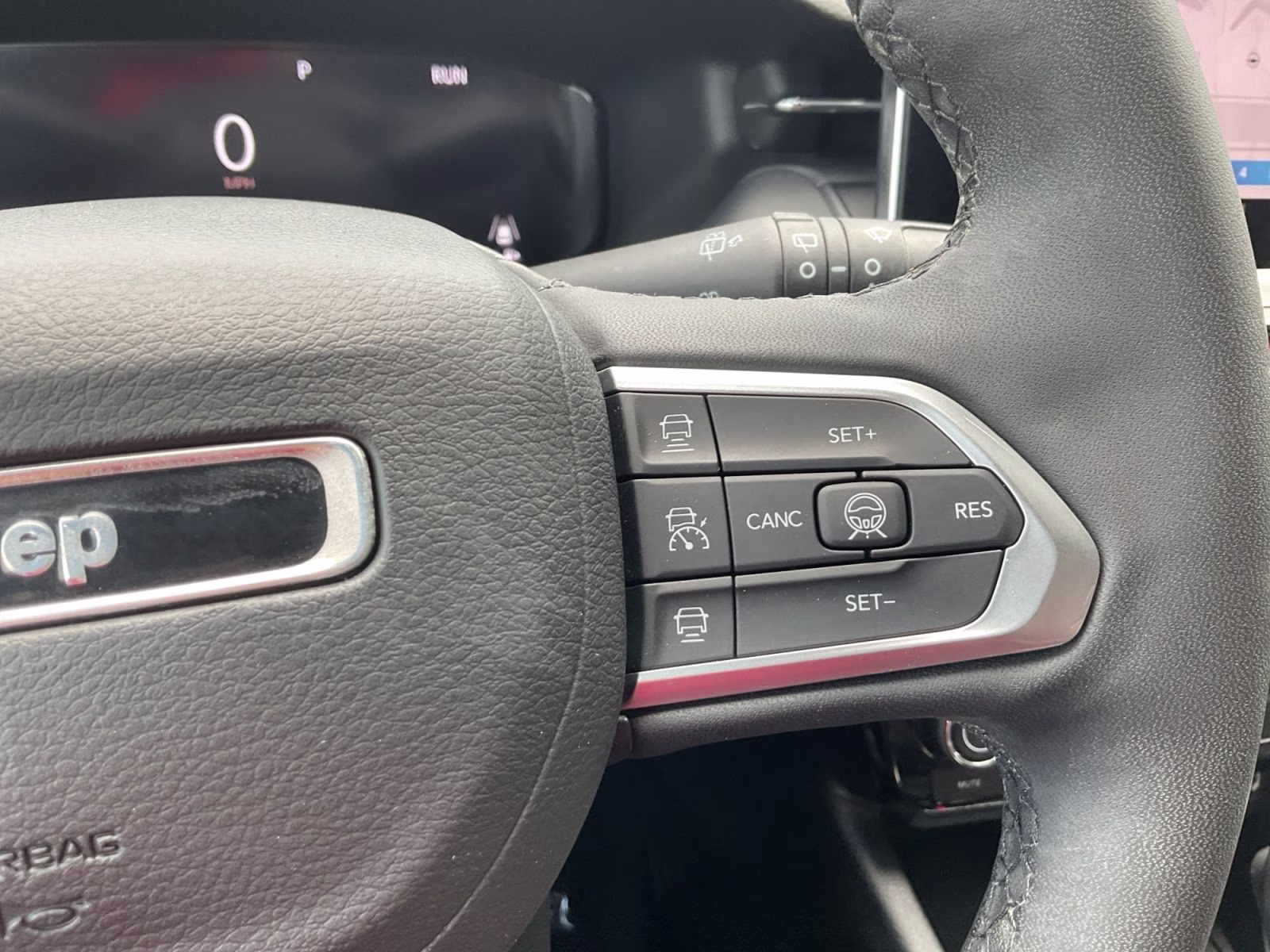 2023 Billet Silver Metallic Clearcoat Jeep Compass Limited 4X4 SUV