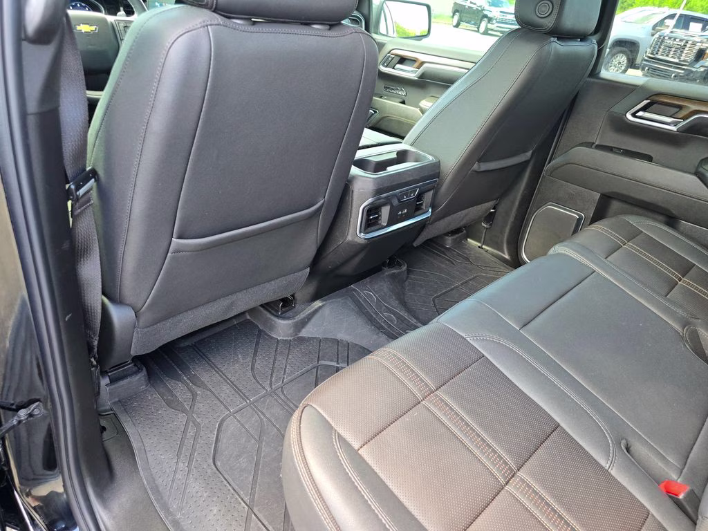2023 Black Chevrolet Silverado 1500 High Country 4X4 Truck