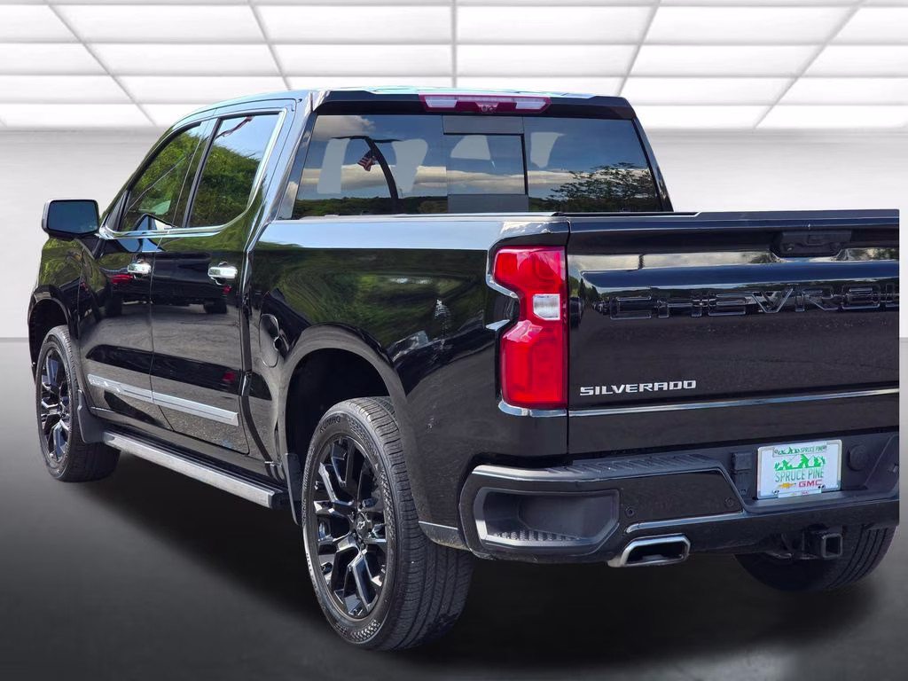 2023 Black Chevrolet Silverado 1500 High Country 4X4 Truck