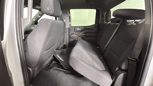 2021 Quicksilver Metallic GMC Sierra 1500 SLE 4X4 Truck
