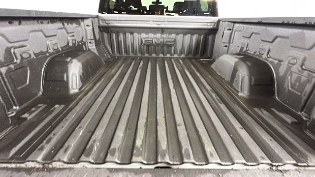 2021 Quicksilver Metallic GMC Sierra 1500 SLE 4X4 Truck