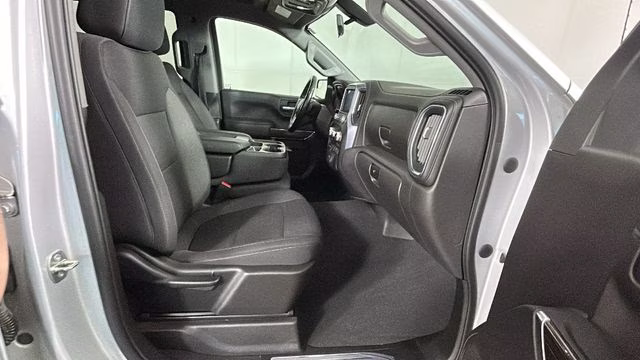 2021 Quicksilver Metallic GMC Sierra 1500 SLE 4X4 Truck