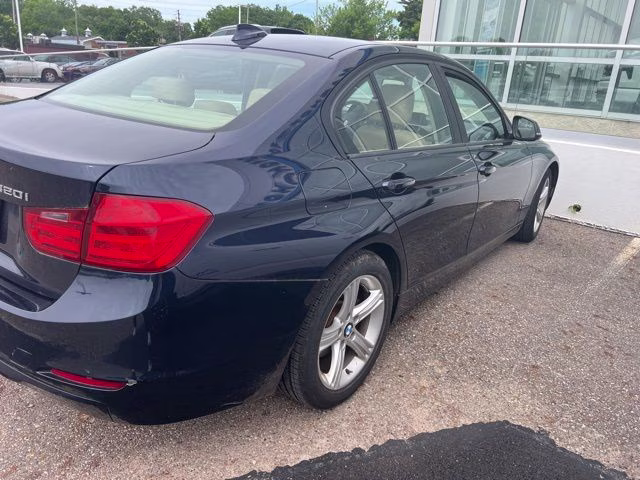 2014 Imperial Blue Metallic BMW 3 Series 320i xDrive AWD Sedan