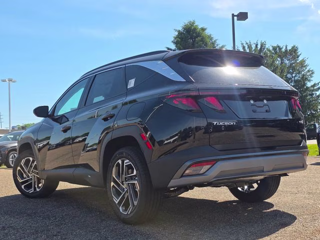 2026 Phantom Black Hyundai Tucson SEL AWD SUV