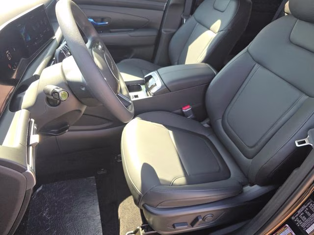 2026 Phantom Black Hyundai Tucson SEL AWD SUV