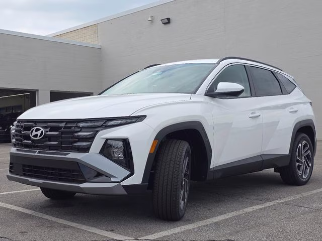 2026 White Pearl Hyundai Tucson SEL AWD SUV
