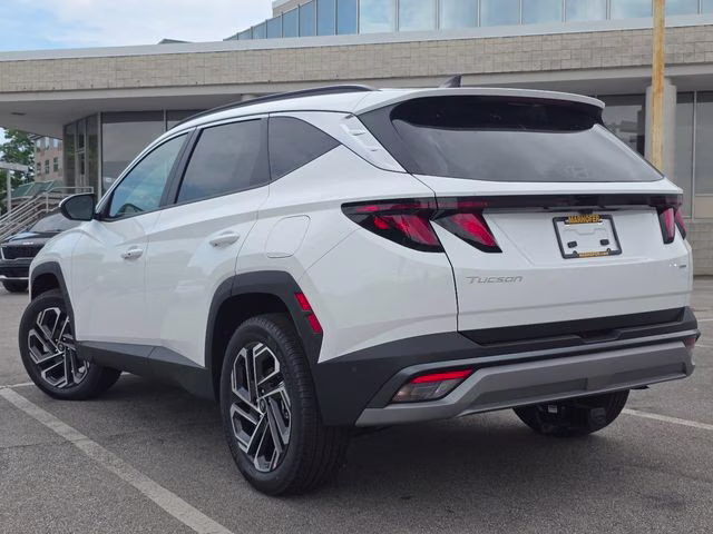 2026 White Pearl Hyundai Tucson SEL AWD SUV