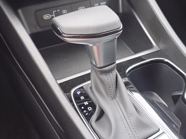 2026 White Pearl Hyundai Tucson SEL AWD SUV