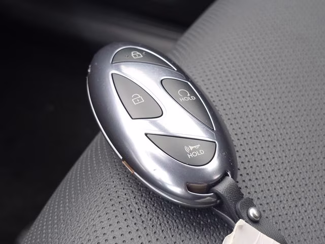 2026 White Pearl Hyundai Tucson SEL AWD SUV