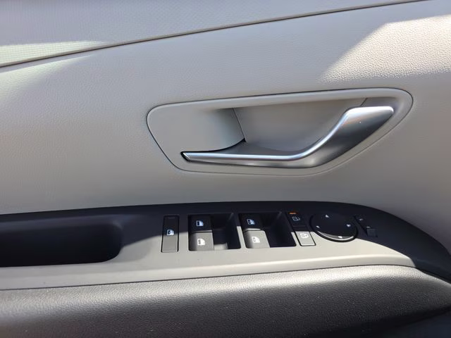2026 Phantom Black Hyundai Tucson SEL Plus AWD SUV