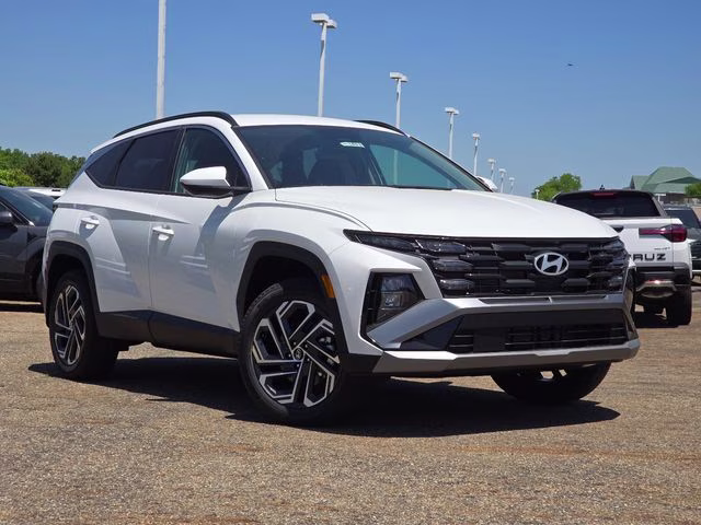 2026 White Pearl Hyundai Tucson SEL AWD SUV