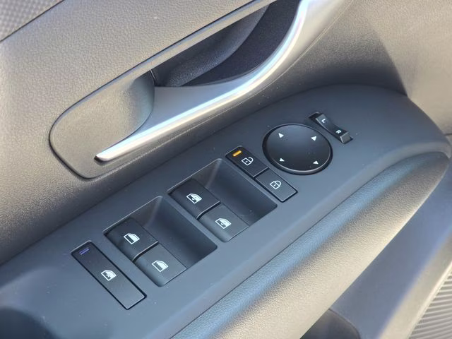 2026 White Pearl Hyundai Tucson SEL AWD SUV