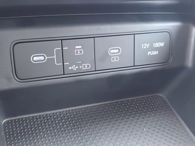 2026 White Pearl Hyundai Tucson SEL AWD SUV